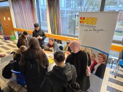 42685212-37cd-4030-a858-2ba2fa62f38f